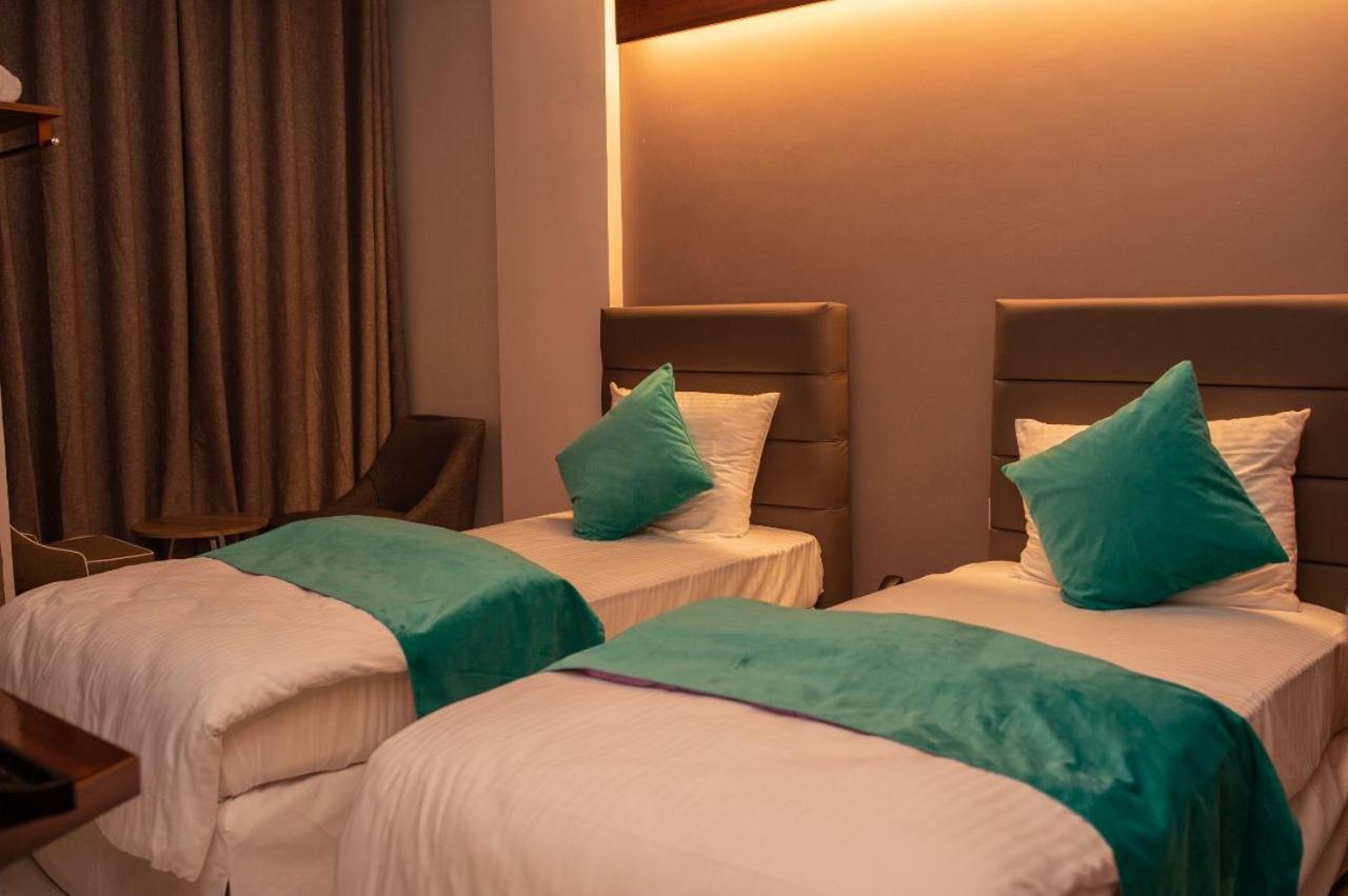 Dhimyaath Stay Malé Extérieur photo