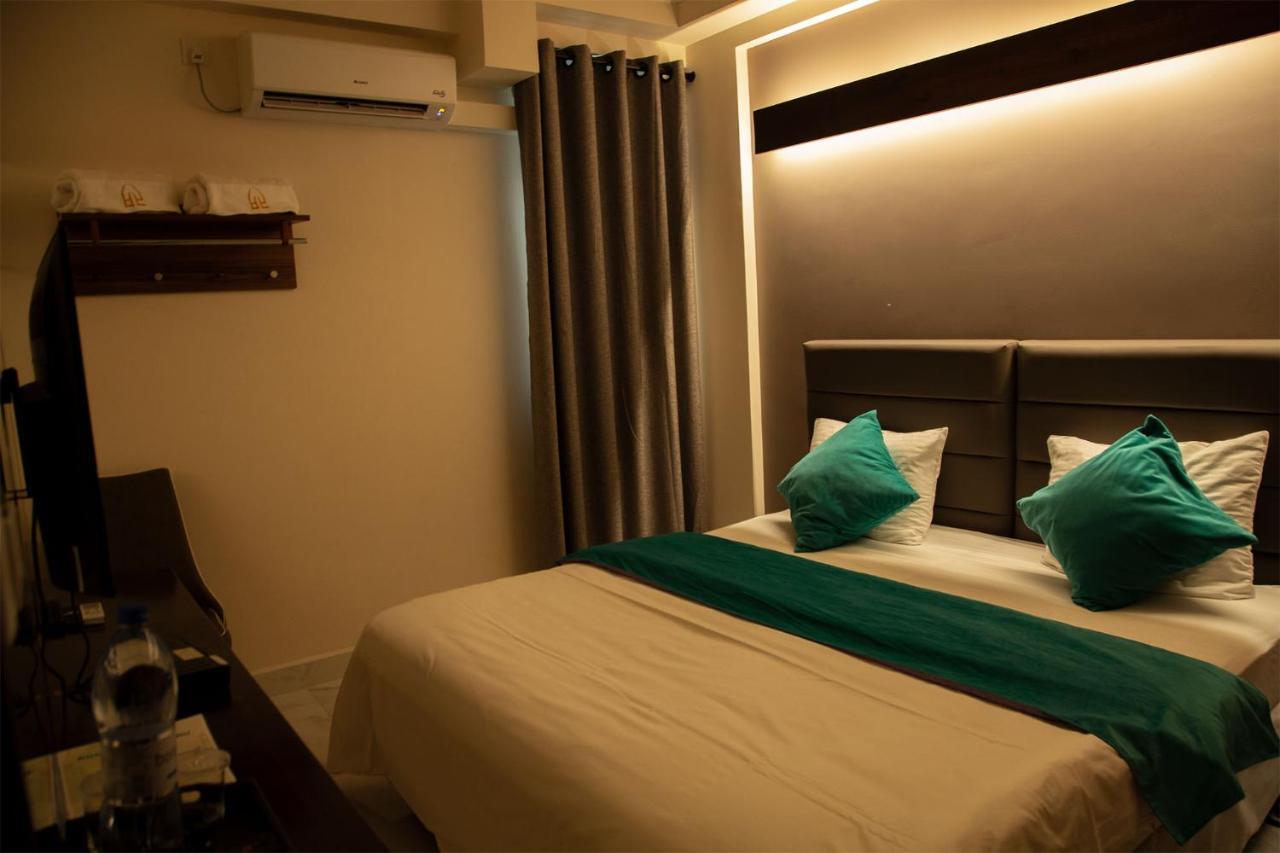 Dhimyaath Stay Malé Extérieur photo